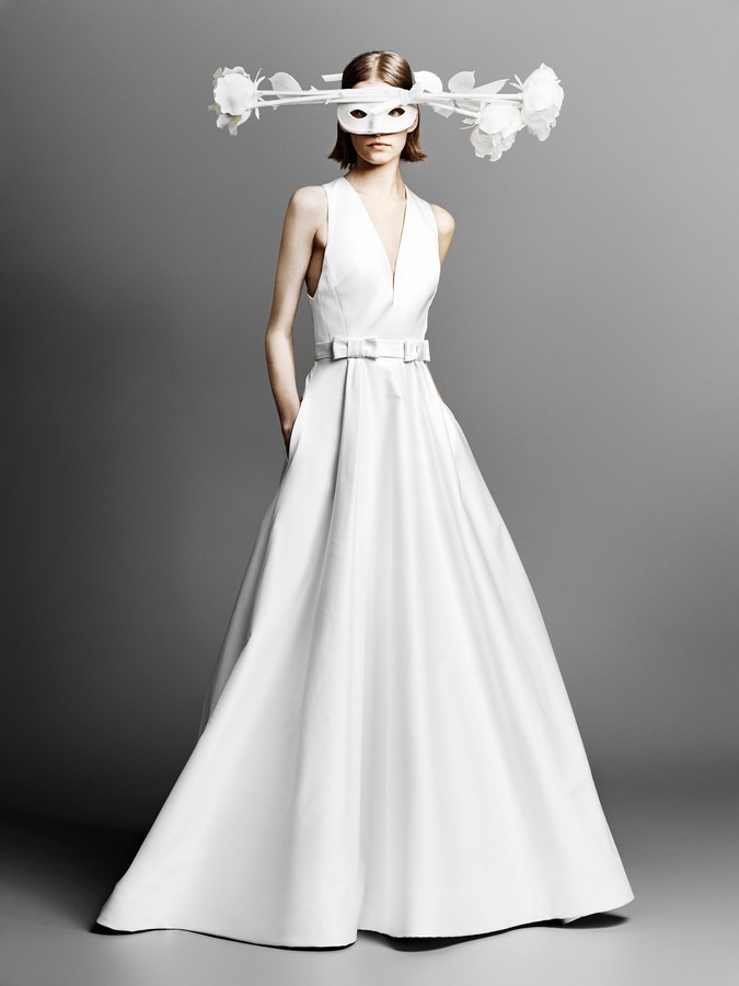 Viktor%20e%20Rolf%20HC%20PO%20brd%20RS19%200010.jp