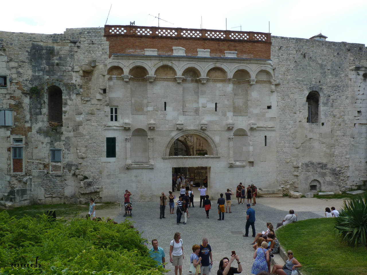 Croácia-Split-Porta Áurea 1.jpg