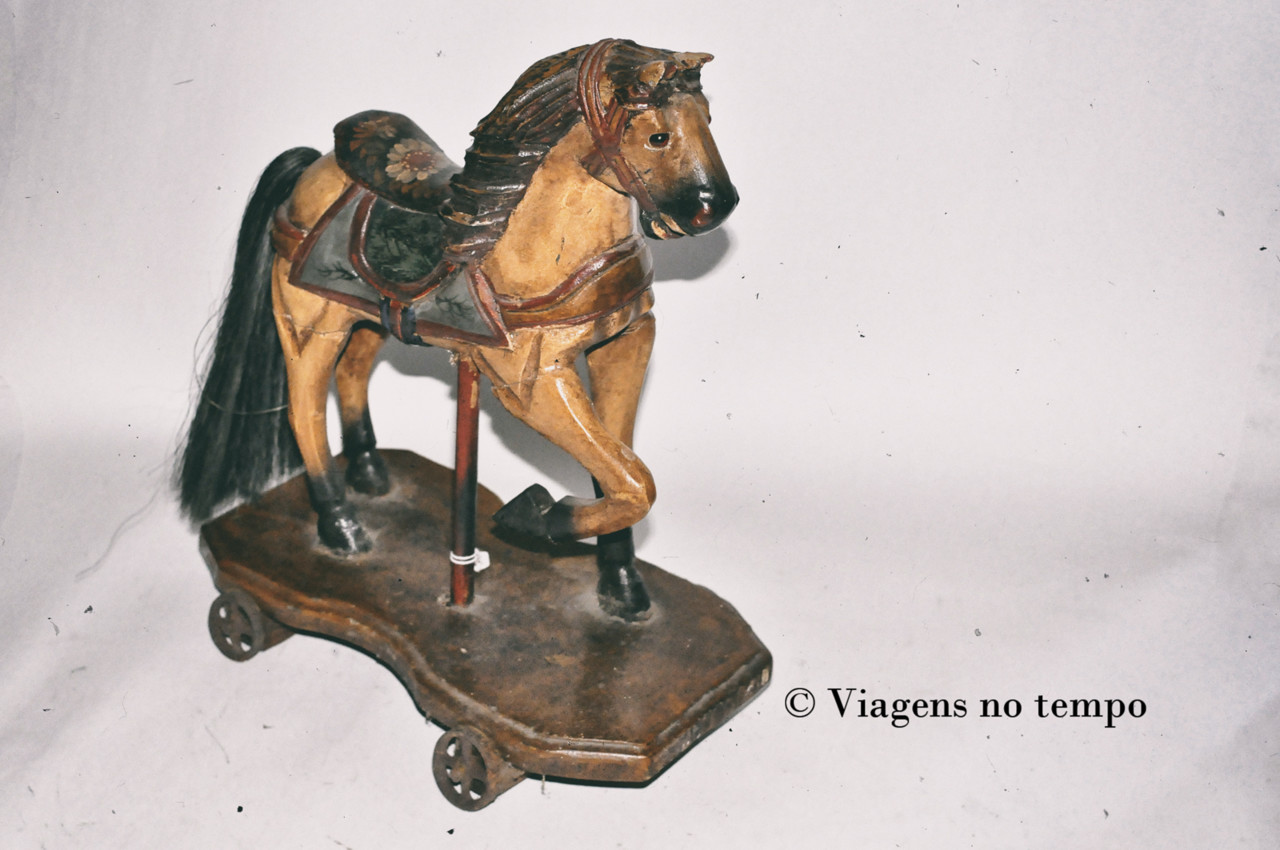 0388_DSC9497ab - Cavalo de puxar - com rodas (1890