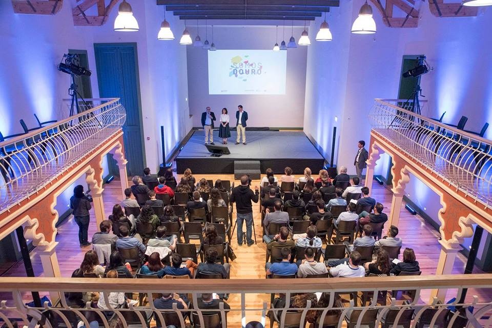 Dia 2.1.jpg Dia 2.1.jpg