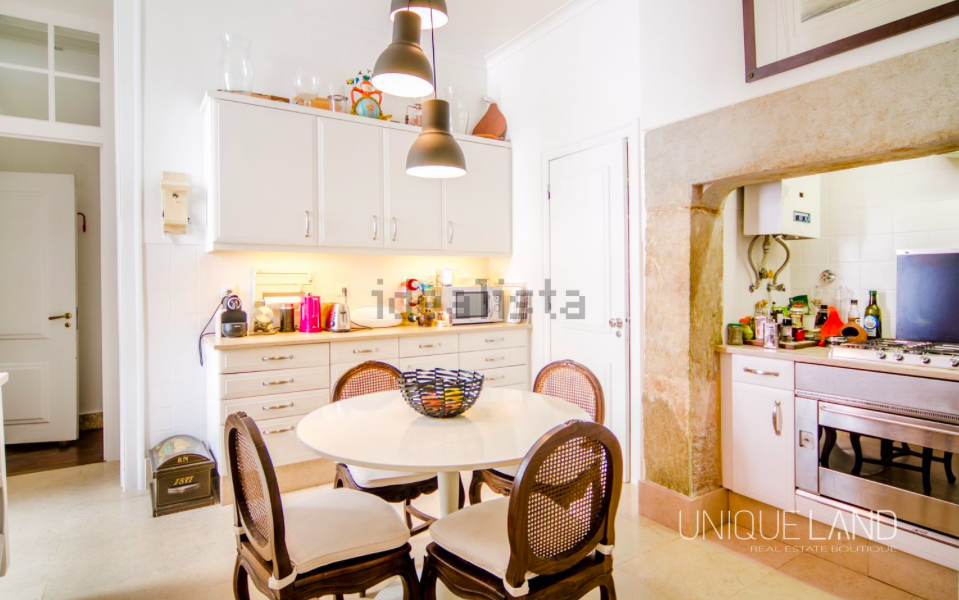 Captura de ecrã 2017-03-7, às 12.09.13.png