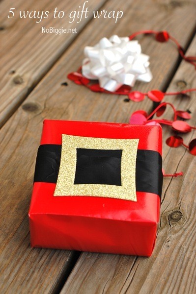 santa-belt-30-cute-ways-to-wrap-Christmas-presents