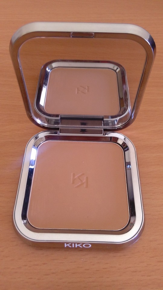 bronzer-kiko-cosmetics-blogar-moda (1).jpg bronzer-kiko-cosmetics-blogar-moda (1).jpg