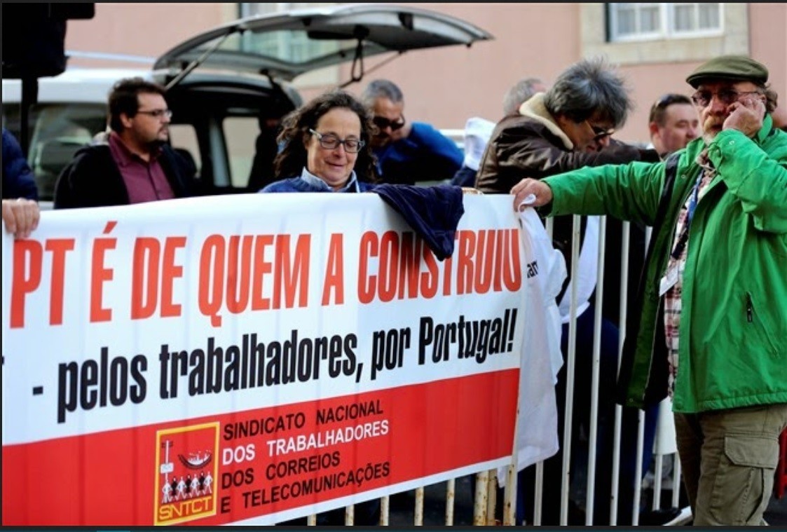 Manifestação Trabalhadores PT.jpg Manifestação Trabalhadores PT.jpg