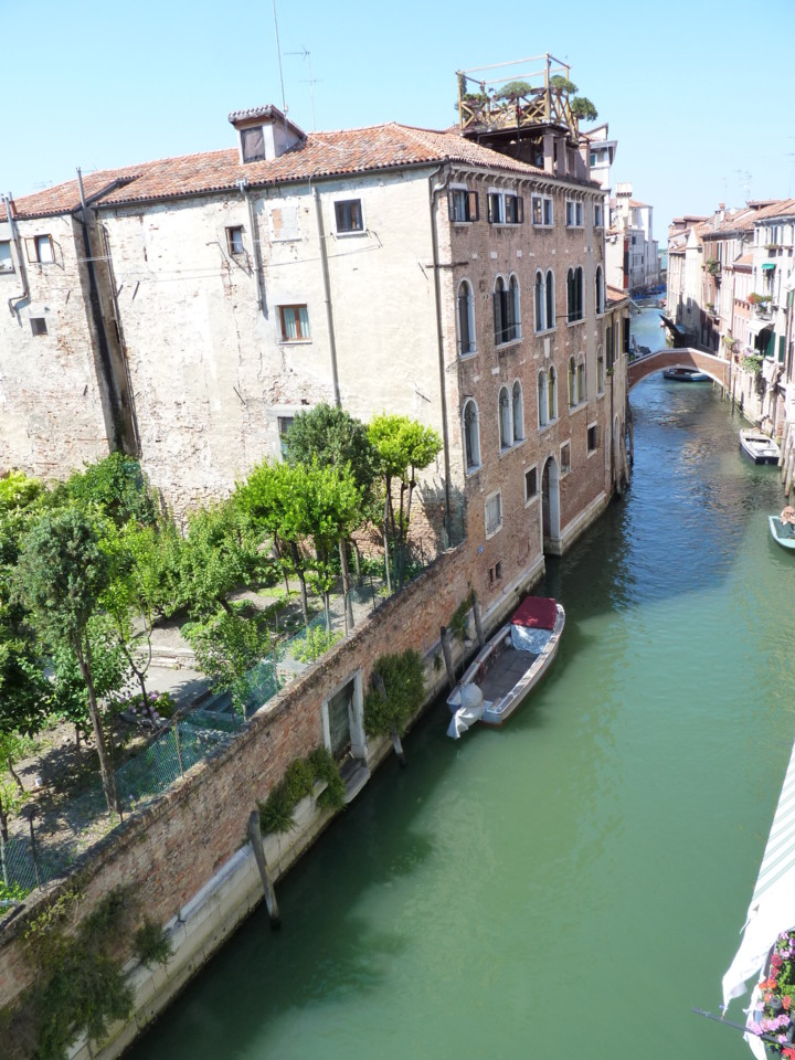 B&amp;B Corte dei Miracoli - vista da janela (1).JPG