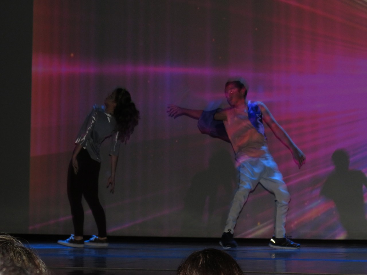 34885593_2075489359145807_2207167746200829952_n.jp