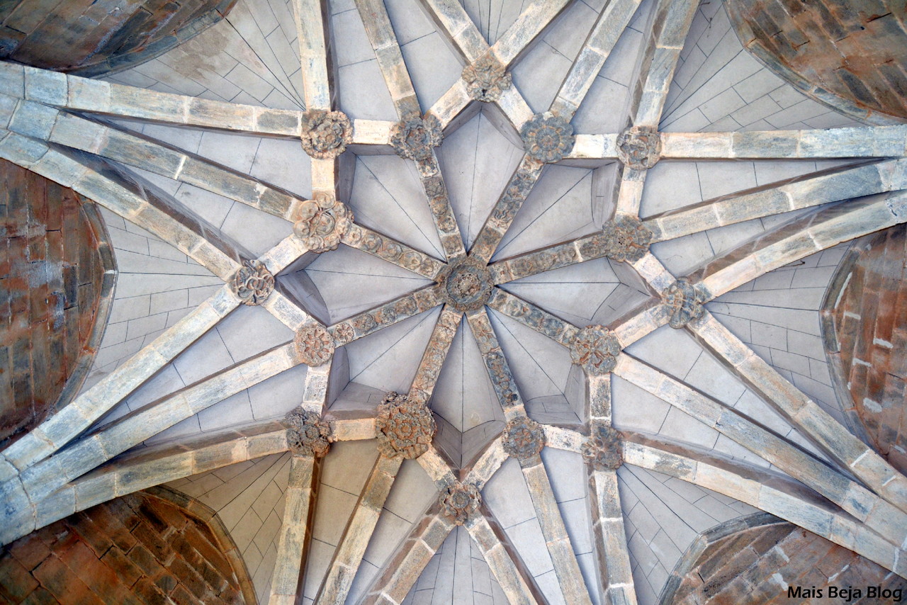 Interior da Torre de Menagem - Castelo de Beja.jpg
