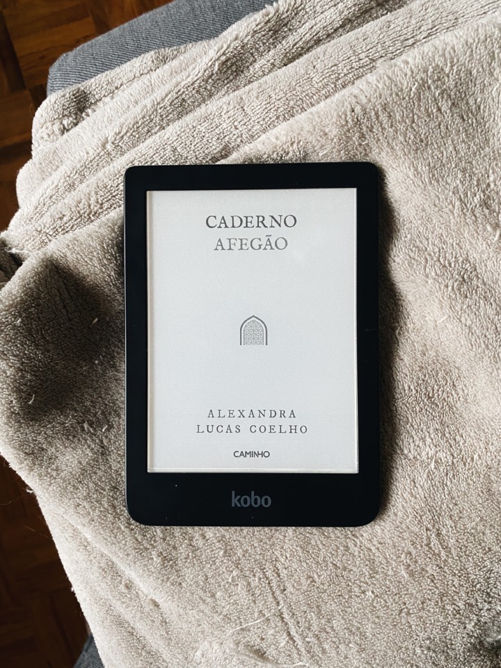 caderno-afegao-alexandra-lucas-coelho.jpg
