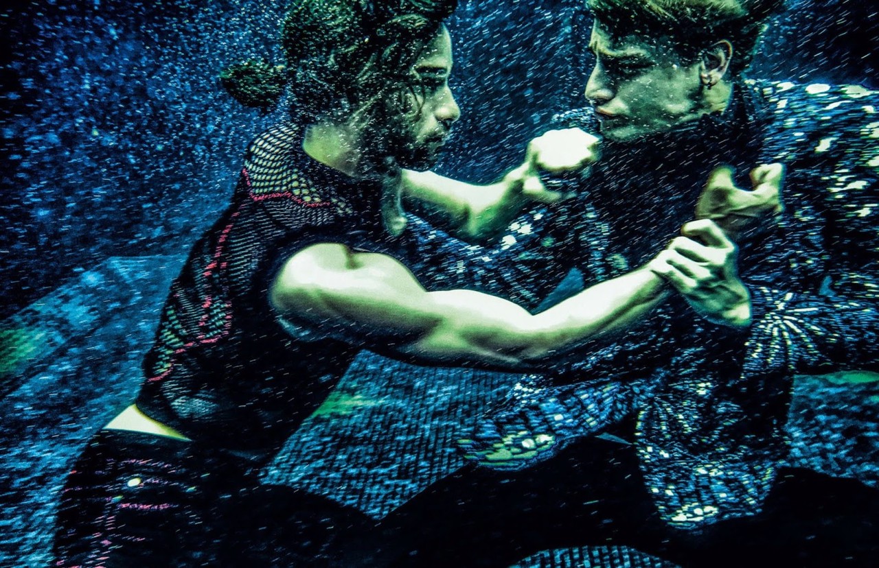 Vogue_Hommes_Spring_Summer_2017_City_of_Gods_14.jp