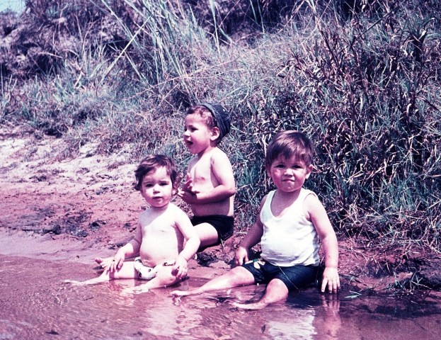 3criancas.JPG