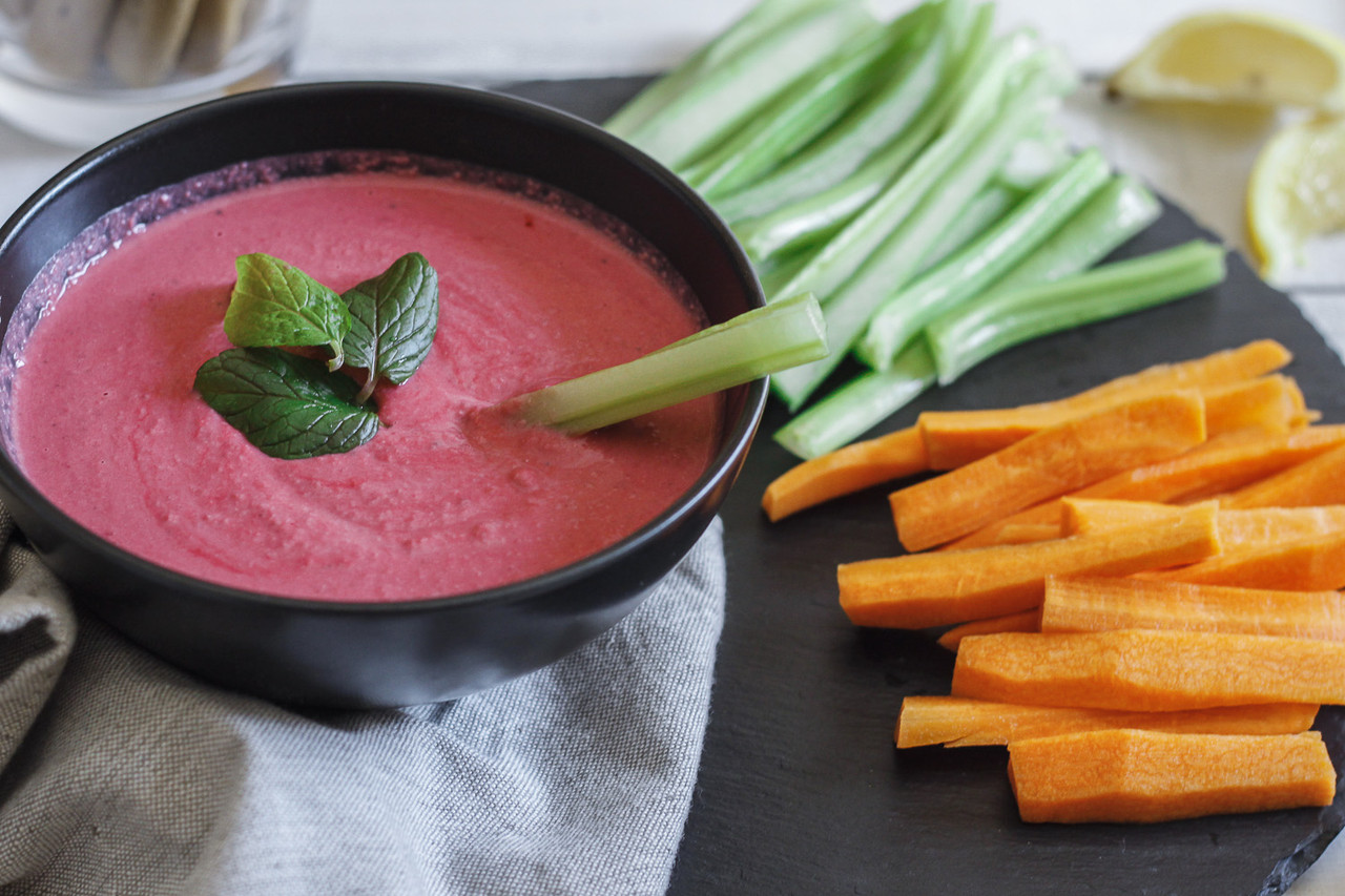 BEET HUMMUS (8 of 15).JPG