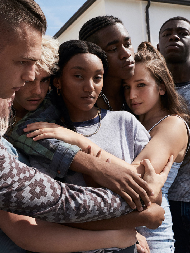 jordan-kristine-seamon-as-caitlin-vittoria-bottin-