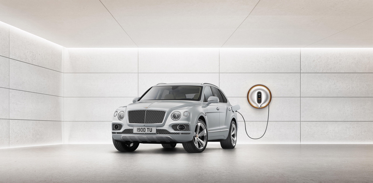 Bentley Bentayga Hybrid.jpg