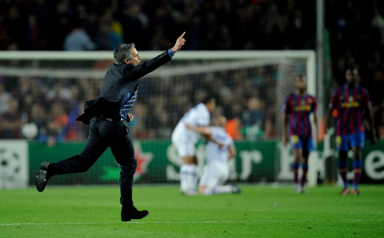 José Mourinho festeja no Camp Nou