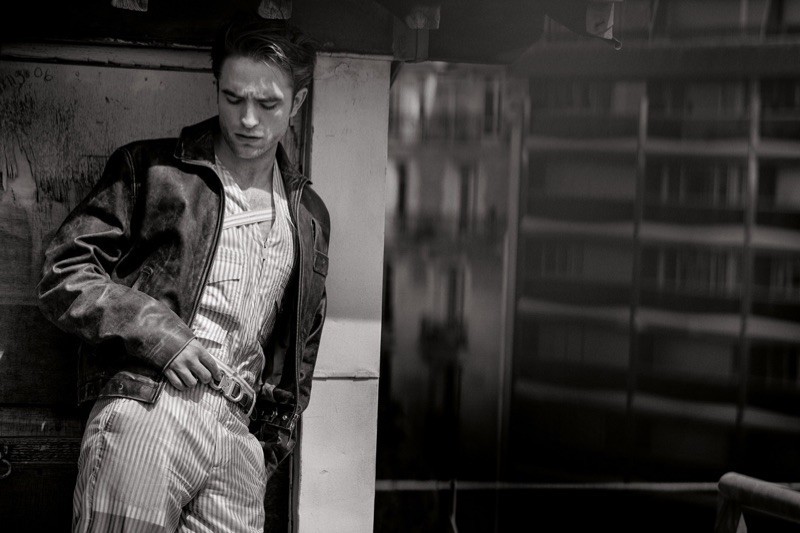Robert-Pattinson-Dior-Men-Spring-2019-Campaign-006
