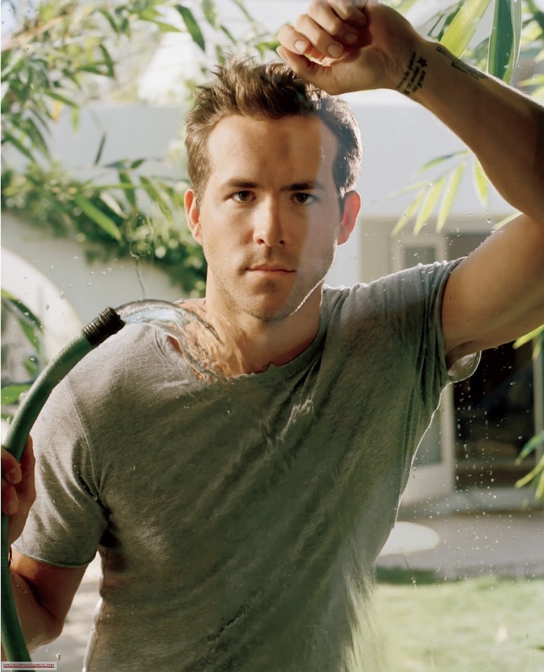Ryan Reynolds4.jpg
