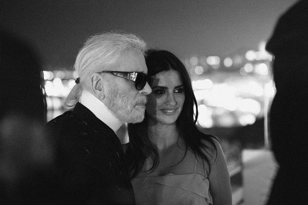 Penelope-Cruz-Karl-Lagerfeld-CHANEL-02-620x413.jpg