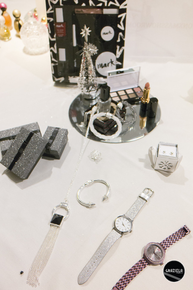 Avon-4938.jpg Avon-4938.jpg