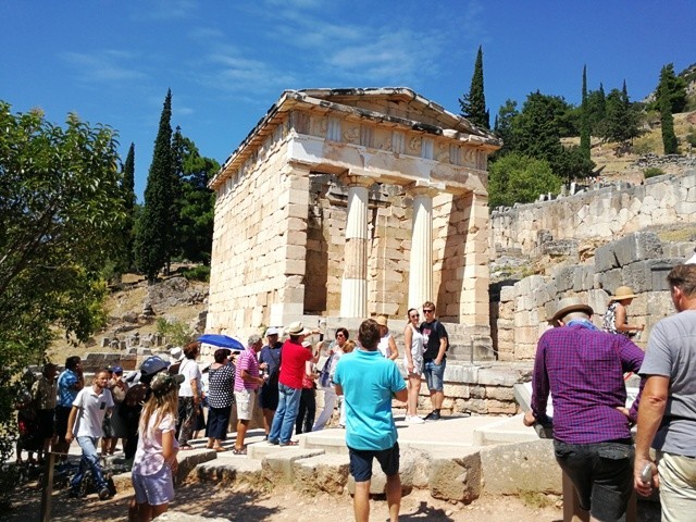Delfos13.jpg