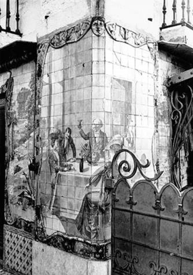 Café Royal, na Praça Duque da Terceira. Painel d
