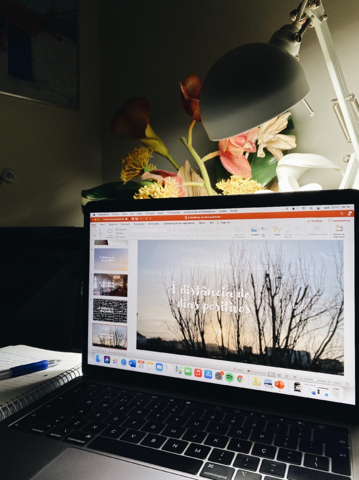 À distância de dias positivos - Slide7.JPG