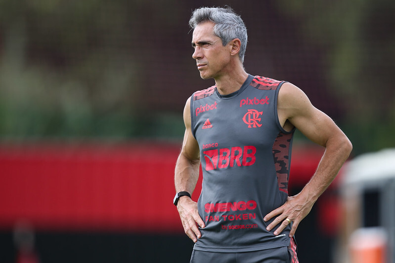 Crise de resultados ditou adeus de Paulo Sousa