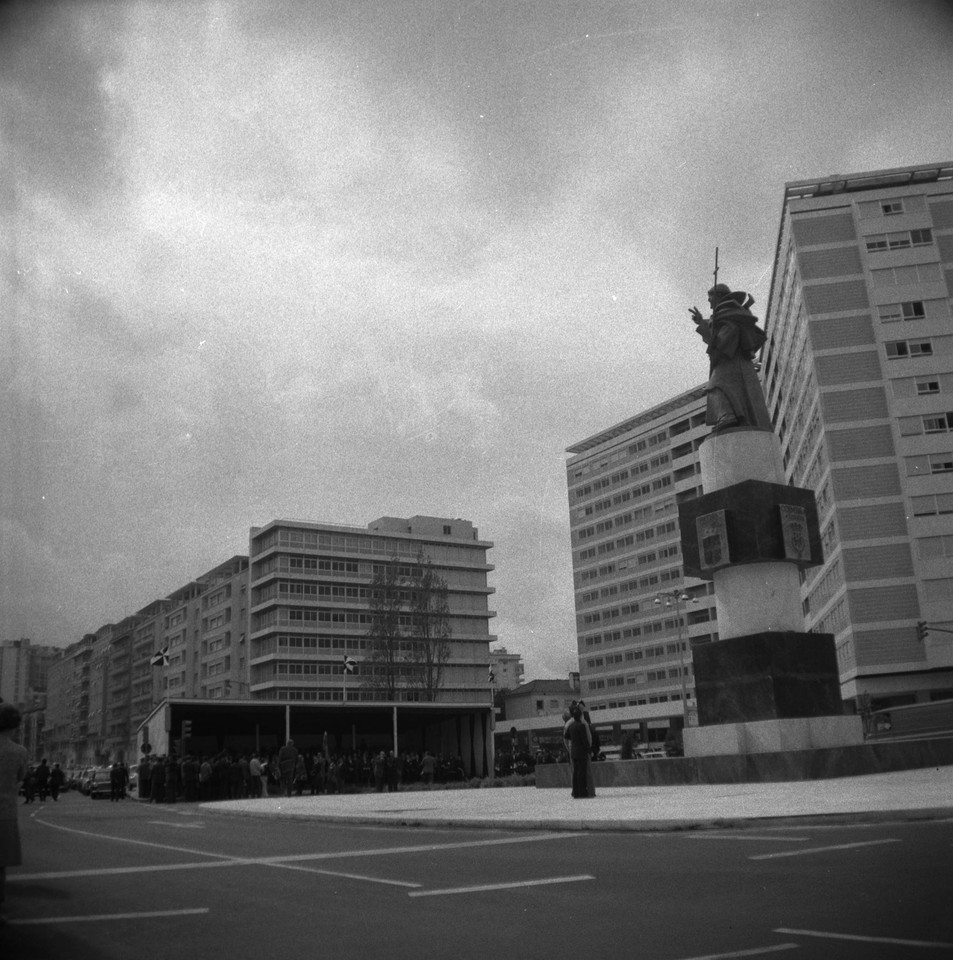 Inauguração do monumento a Santo António, escul