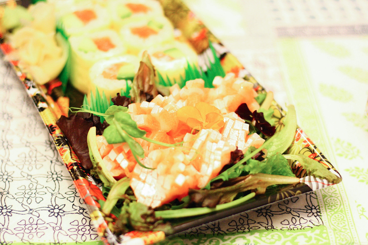 the-sushi-box-toro-salmao.jpg