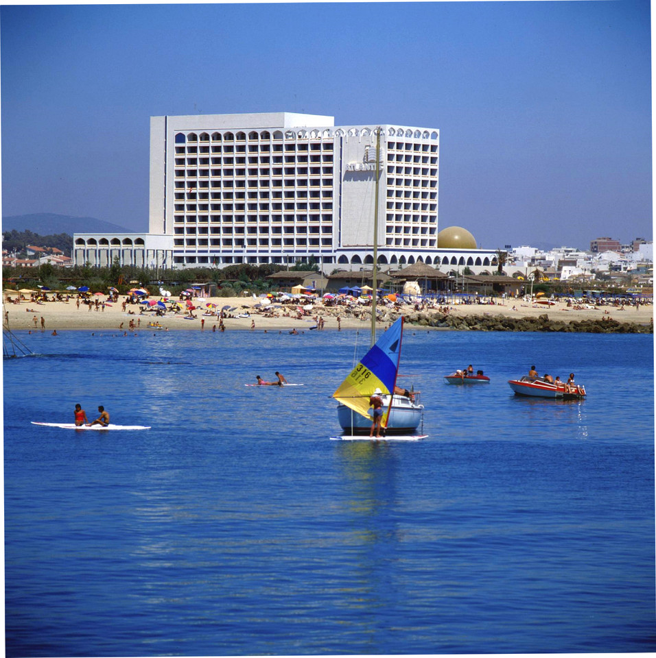 Quarteira, Algarve (A. Pastor, 198...)