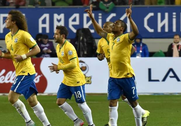 douglas-costa-brazil-peru-copa-america-temuco-1406 douglas-costa-brazil-peru-copa-america-temuco-1406