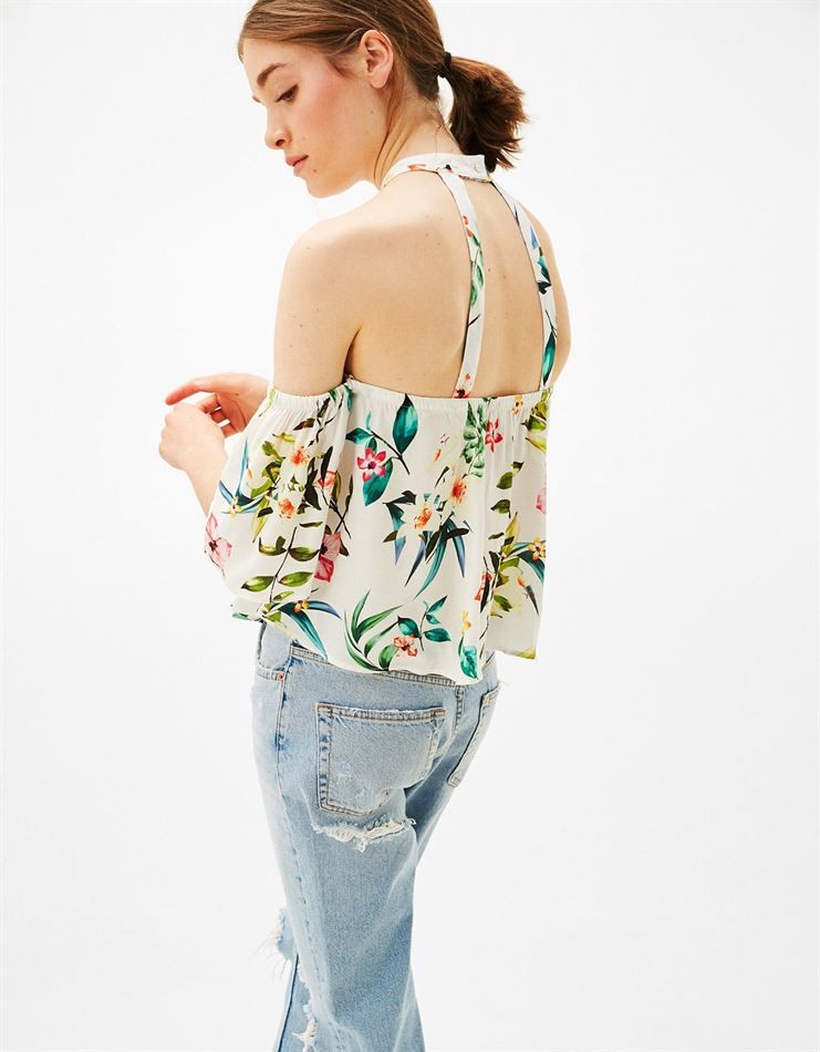 bershka-verao-2017-catalogo-floral-inspiraçoes-bl
