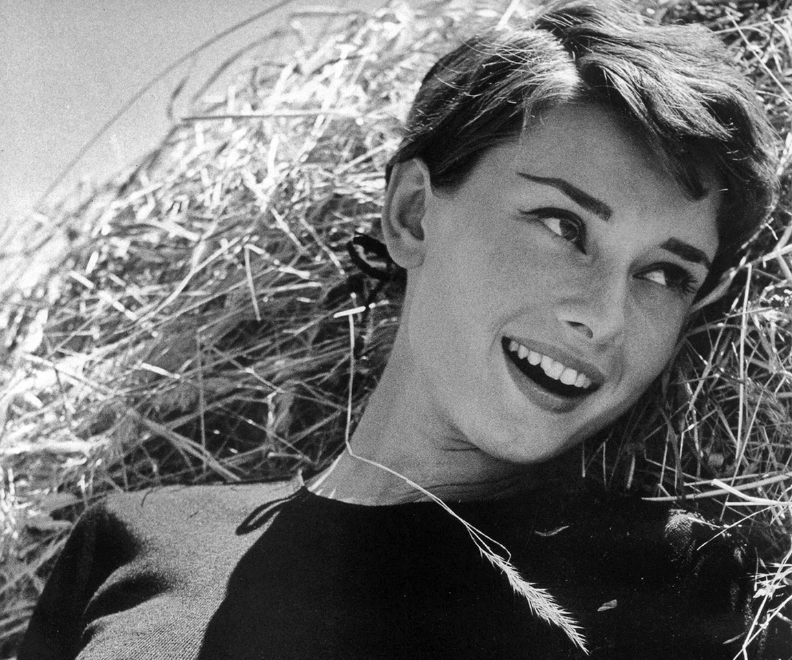 Audrey Hepburn 01.jpg