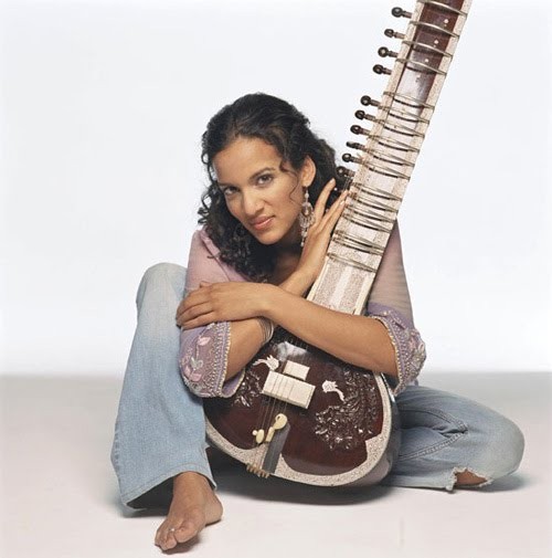AnoushkaShankar.jpg