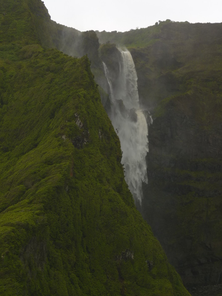 Flores - Cascata da Ribeira Grande (2).JPG