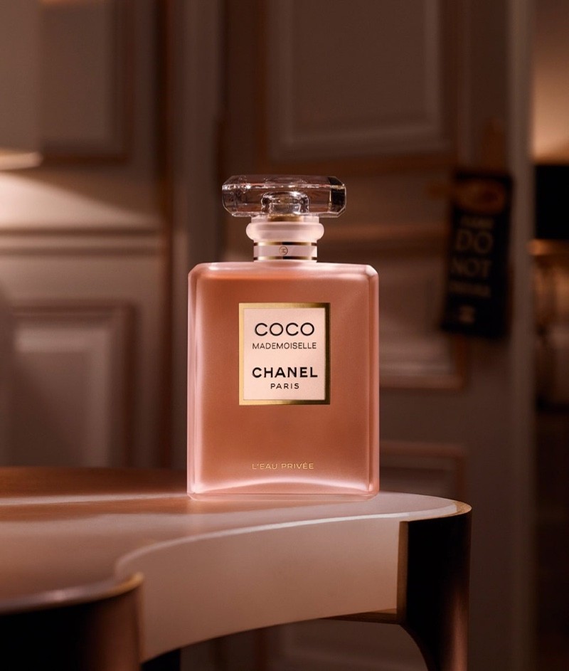 Chanel-Coco-Mademoiselle-Leau-Privee-Bottle.jpg