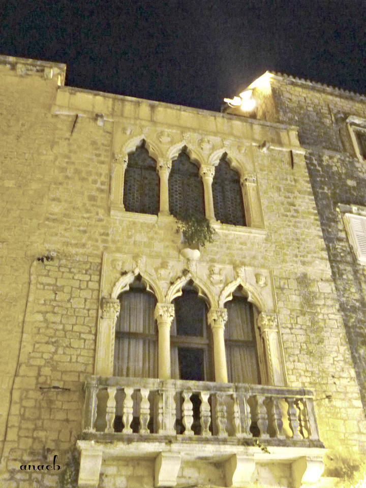 Trogir - Ćipiko Palace - viajarporquesim.blogs.pt
