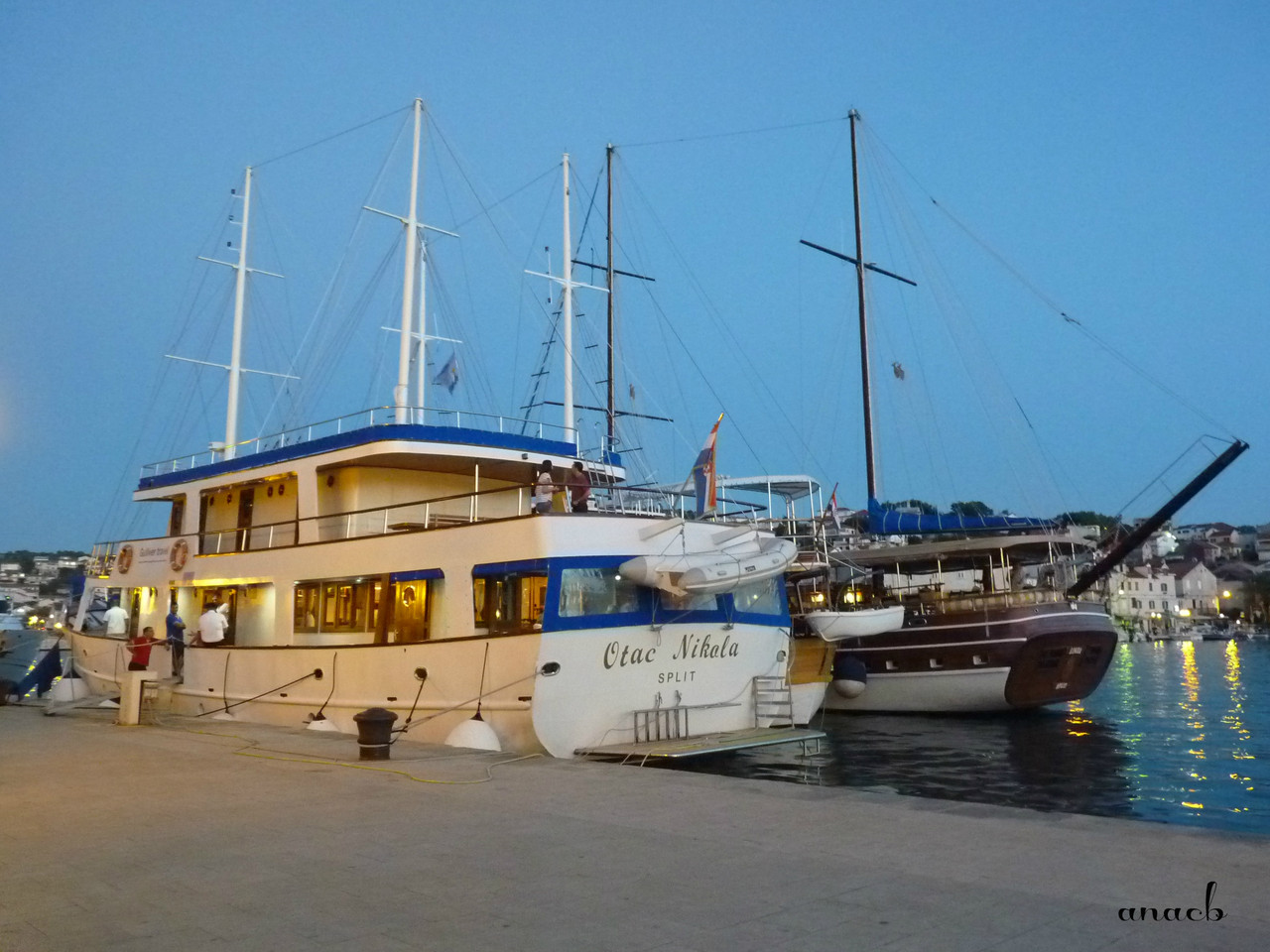 Trogir - Riva - viajarporquesim.blogs.pt.jpg