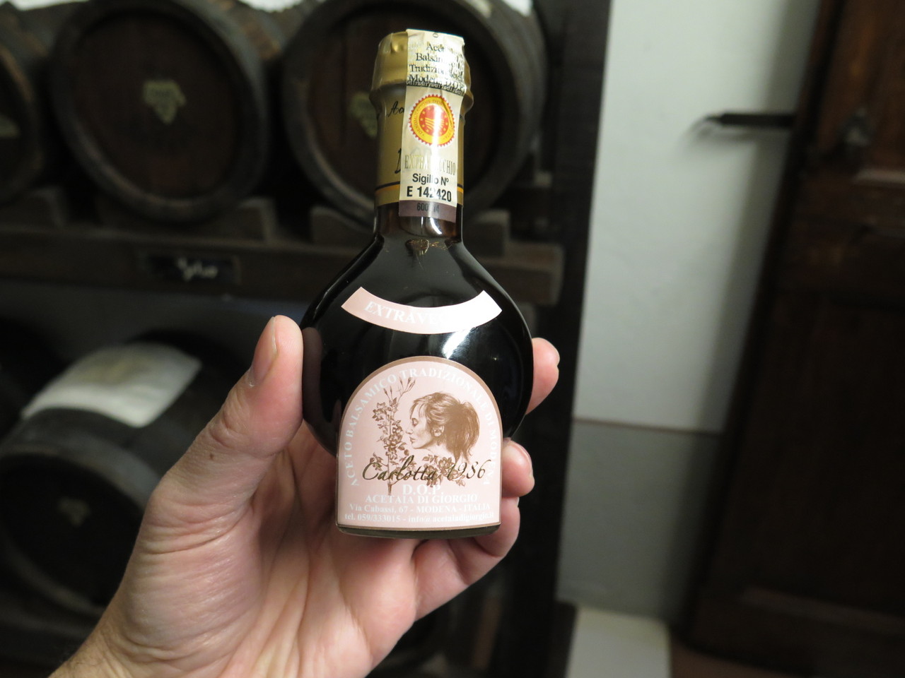 A garrafa oficial do Vinagre Balsâmico Tradicional de Modena D.O.P.