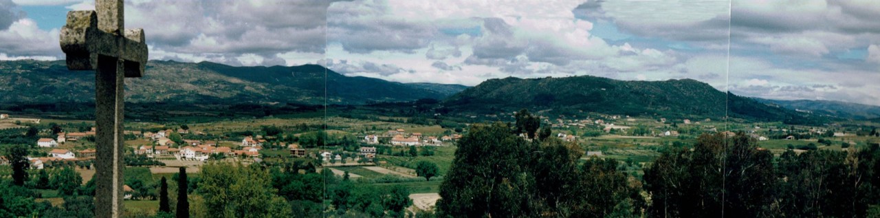 Vista_panoramica_Torre_igreja_Caria_1991.jpg