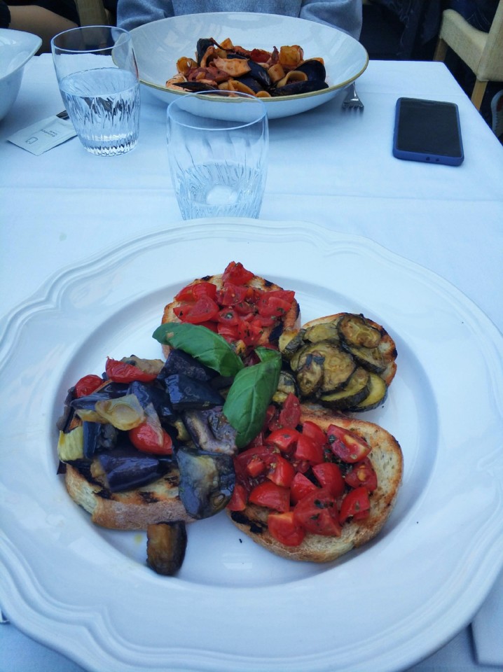 Bruschetta no Sapori Mediterranei, Trento.jpg