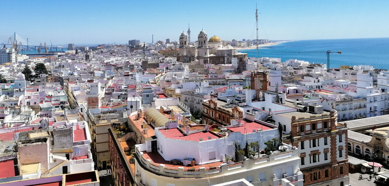 Cádis panorâmica.jpg