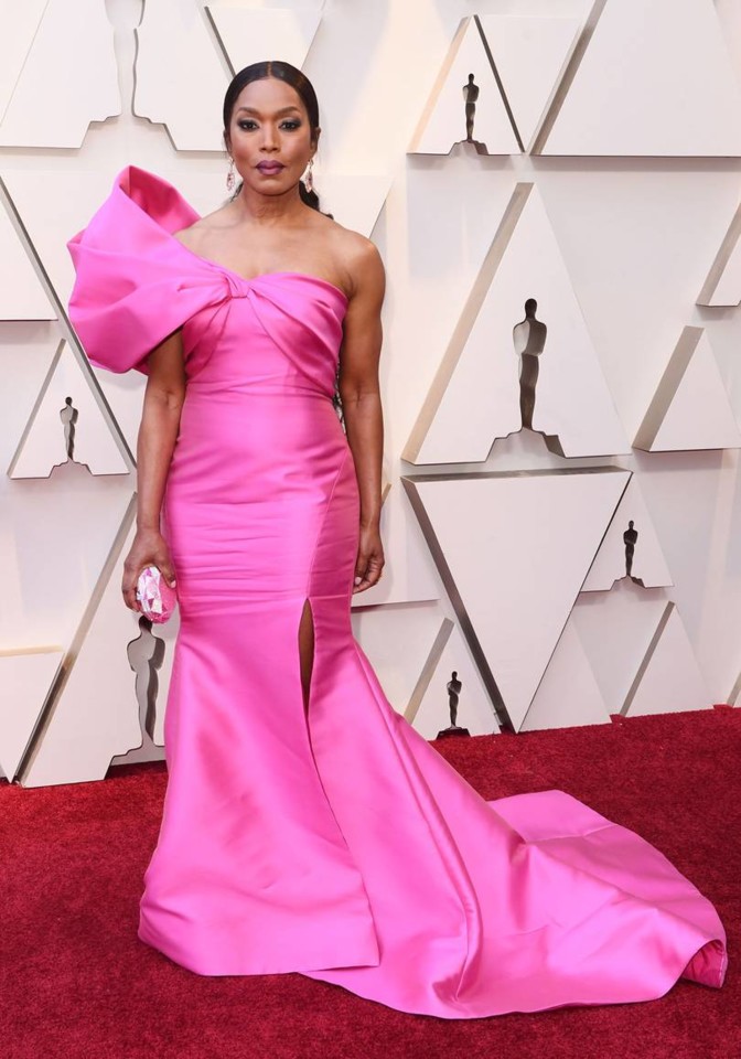 Angela Bassett wearing Reem Acra..jpg