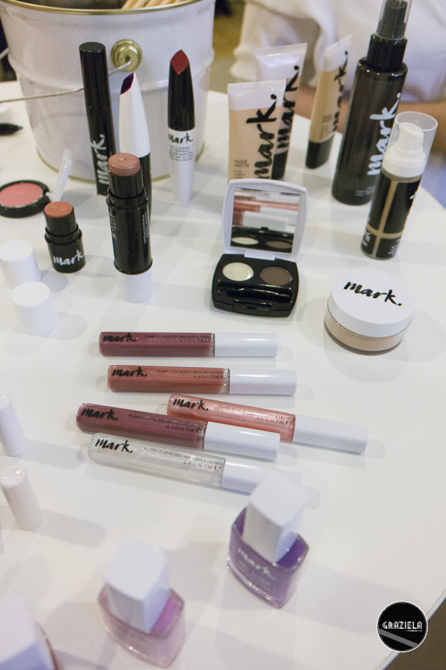 Avon-4932.jpg Avon-4932.jpg