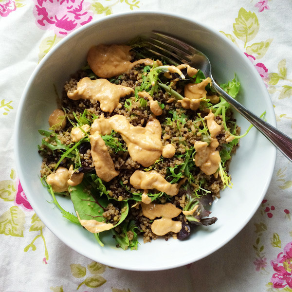 SALADA DE BULGUR E HUMMUS .jpg