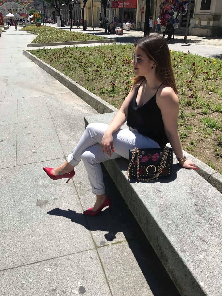 36064252_1693090624122191_2210299610583269376_n.jp