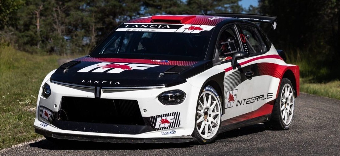 LanciaYpsilonRally2HFIntegrale 1.jpg
