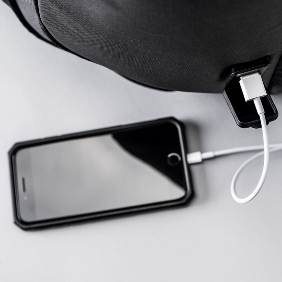 v508280_prozis_1x-mochila-evolve--1x-powerbank_sin v508280_prozis_1x-mochila-evolve--1x-powerbank_sin