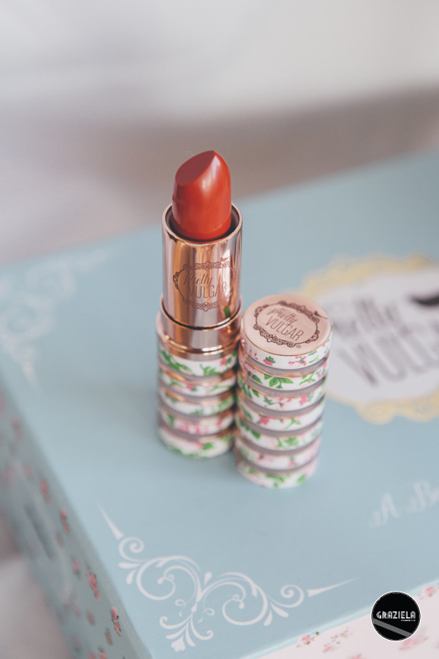 Pretty_Vulgar-9837.jpg Pretty_Vulgar-9837.jpg