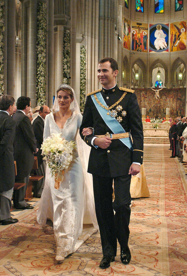 Queen-Letizia-King-Felipe-Spain-Wedding-Pictures ( Queen-Letizia-King-Felipe-Spain-Wedding-Pictures (