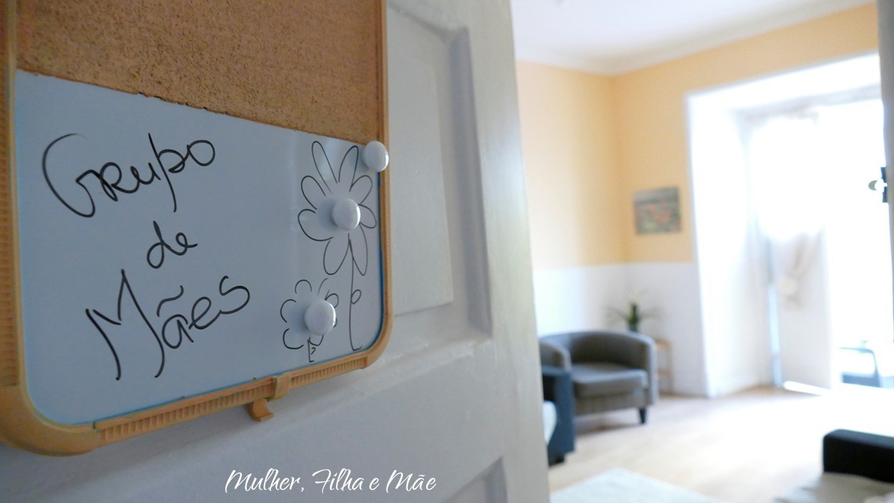 Sala do grupo de mães e pais - Centro Mulher, Fil